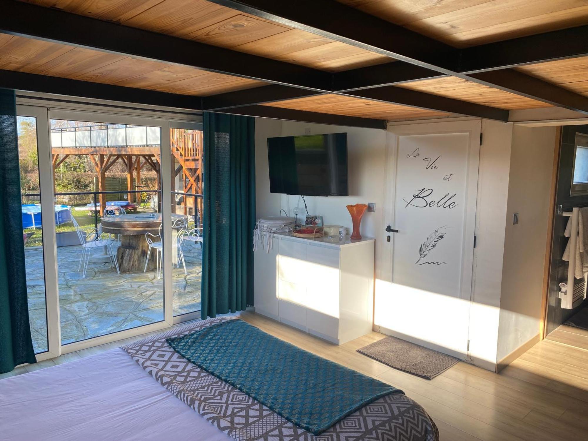 Petit Chalet Nernier Экстерьер фото